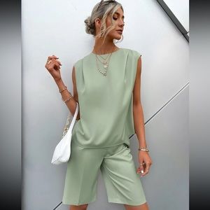Mint green Solid Top & Bermuda Shorts Set